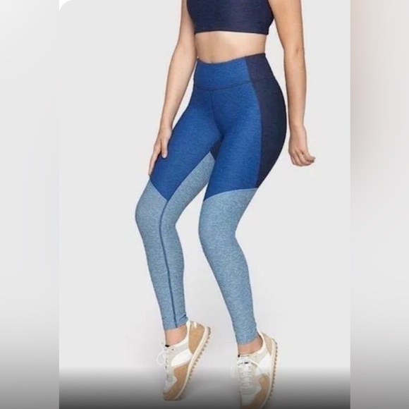 Outdoor Voices Tri-Tone 7/8 Leggings - Picture 2 of 5